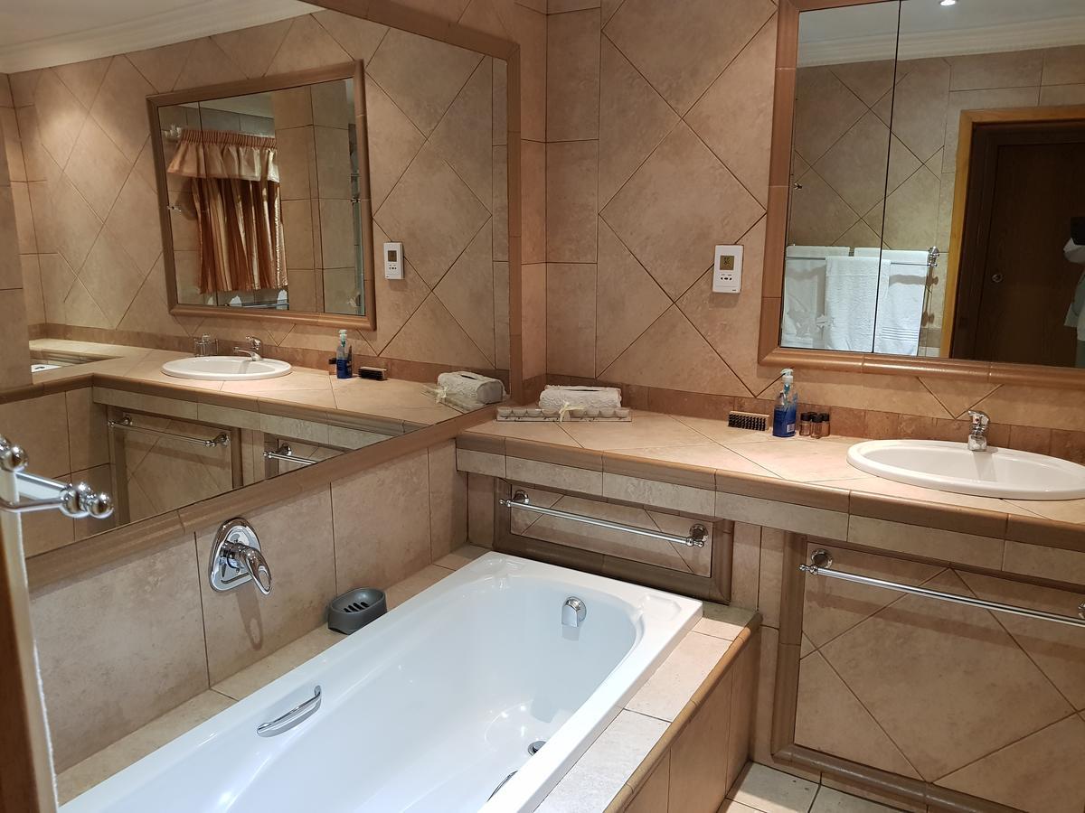 Bubez Guesthouse Barberton Dış mekan fotoğraf