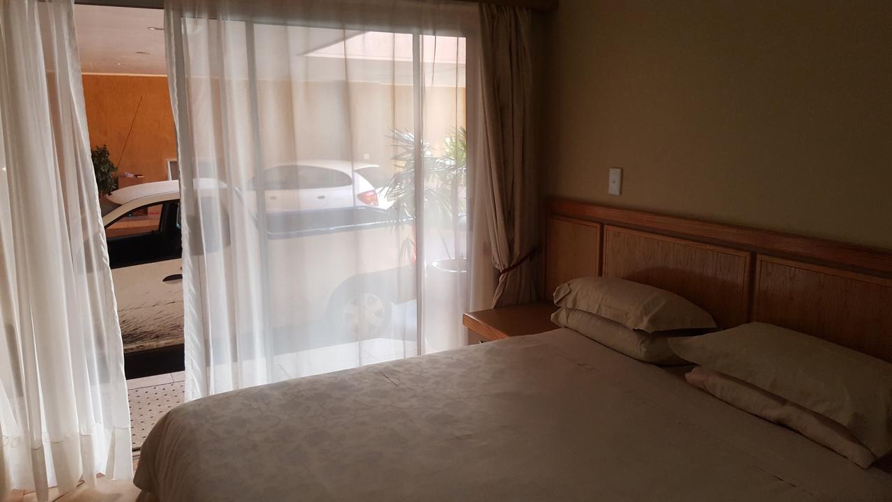 Bubez Guesthouse Barberton Dış mekan fotoğraf
